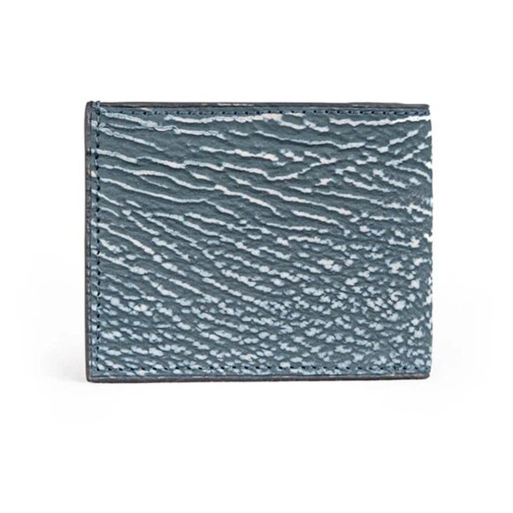 Handmade Shark Leather Wallet – Minimalist Look with Ocean Blue Color - Picture 4 of 6